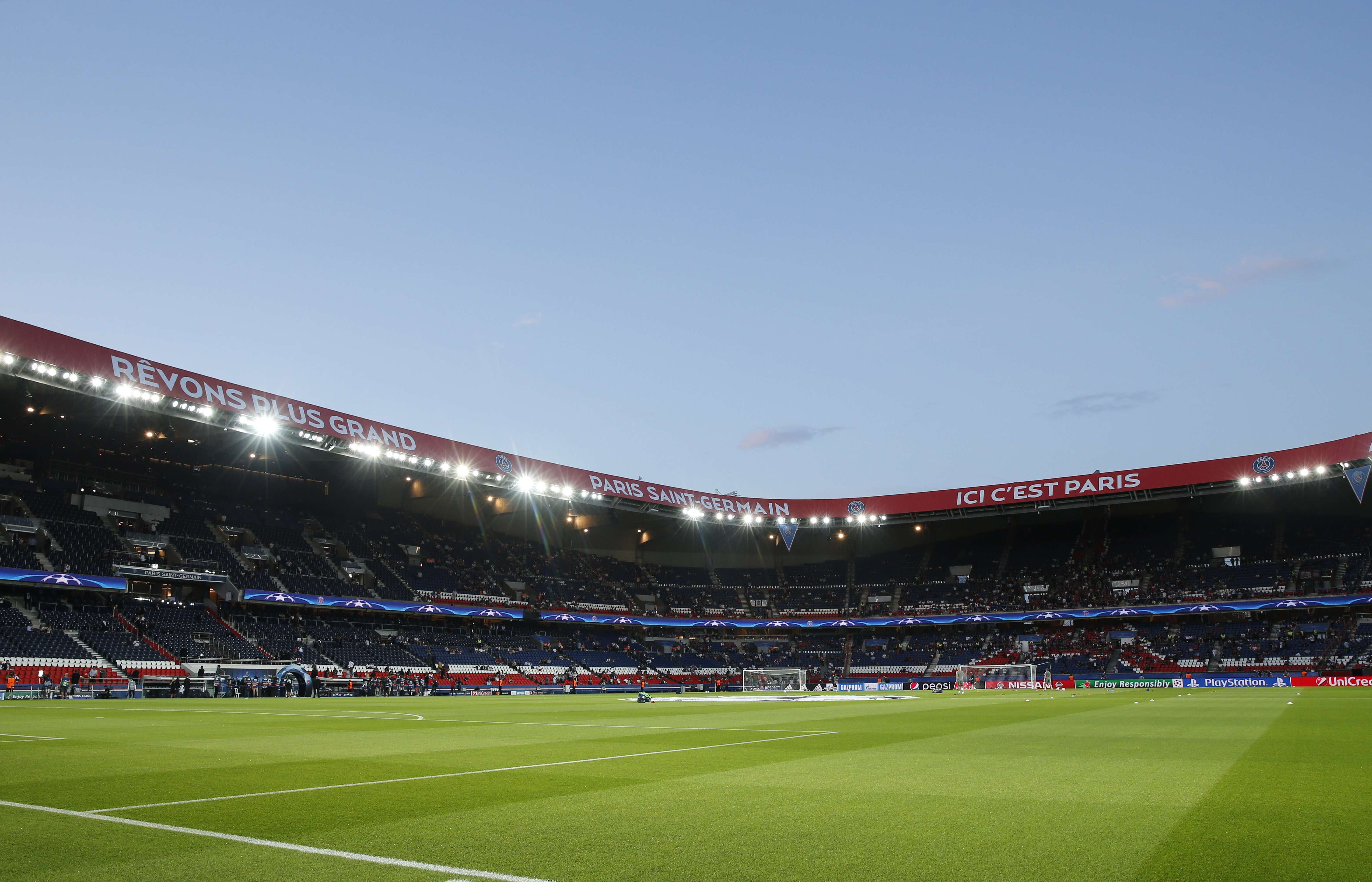Ligue 1 Football Stadiums